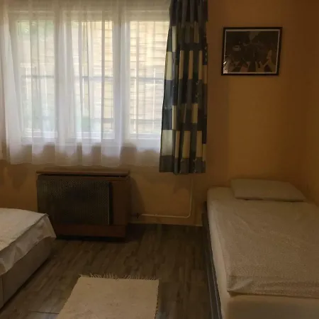 Siorelax Apartman שיופוק