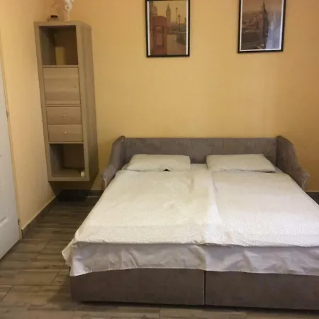 Siorelax Apartman דירה שיופוק