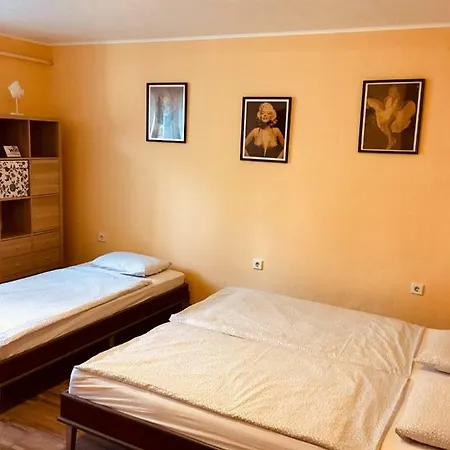 Siorelax Apartman דירה