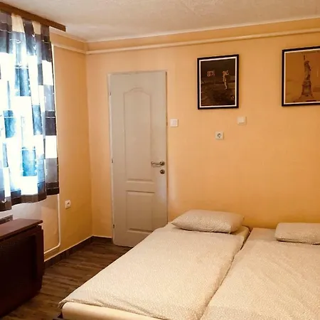 דירה Siorelax Apartman שיופוק